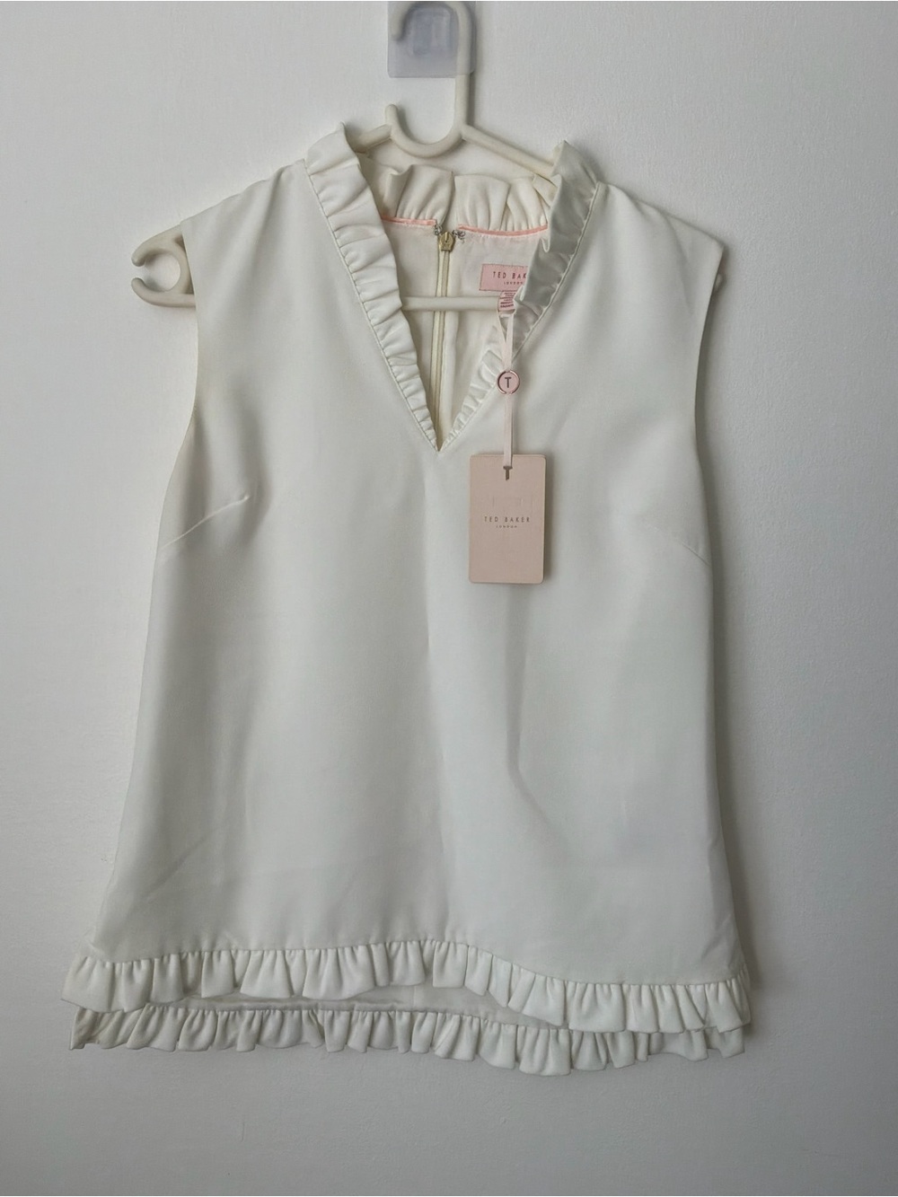 Ted Baker Ivory Ruffle V-Neck Sleeveless Camisole